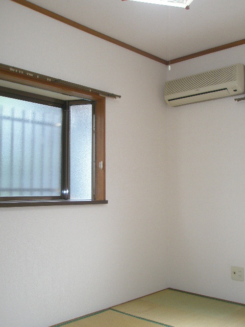 その他部屋・スペース　フローリングに変更しました