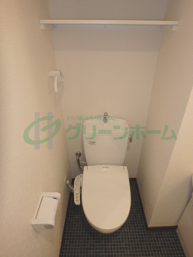 地下鉄今里筋線 今里駅 徒歩2分 8階建 築13年のトイレ写真