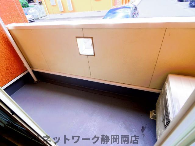 バルコニー　広々としたバルコニーです