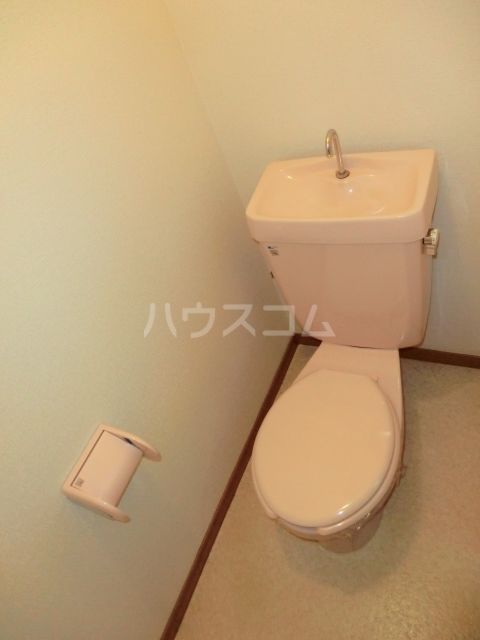 【浜松市浜名区細江町気賀のアパートのトイレ】