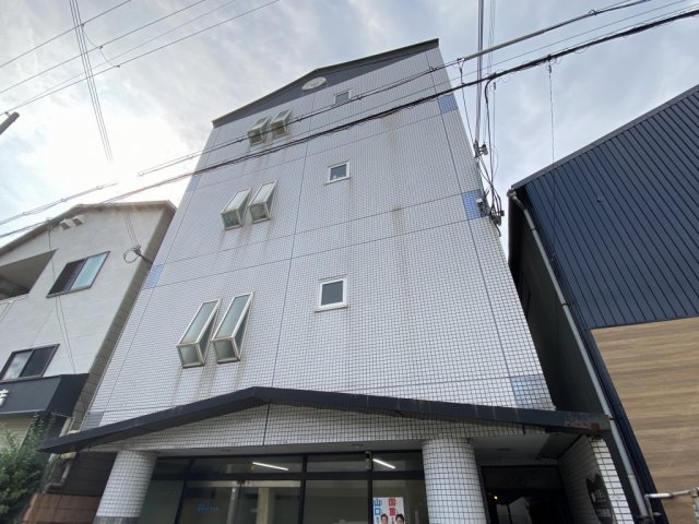 大阪市東淀川区瑞光のマンションの建物外観