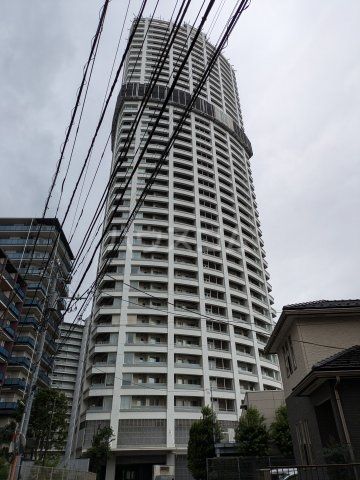 パークハウスプレシアタワーの建物外観