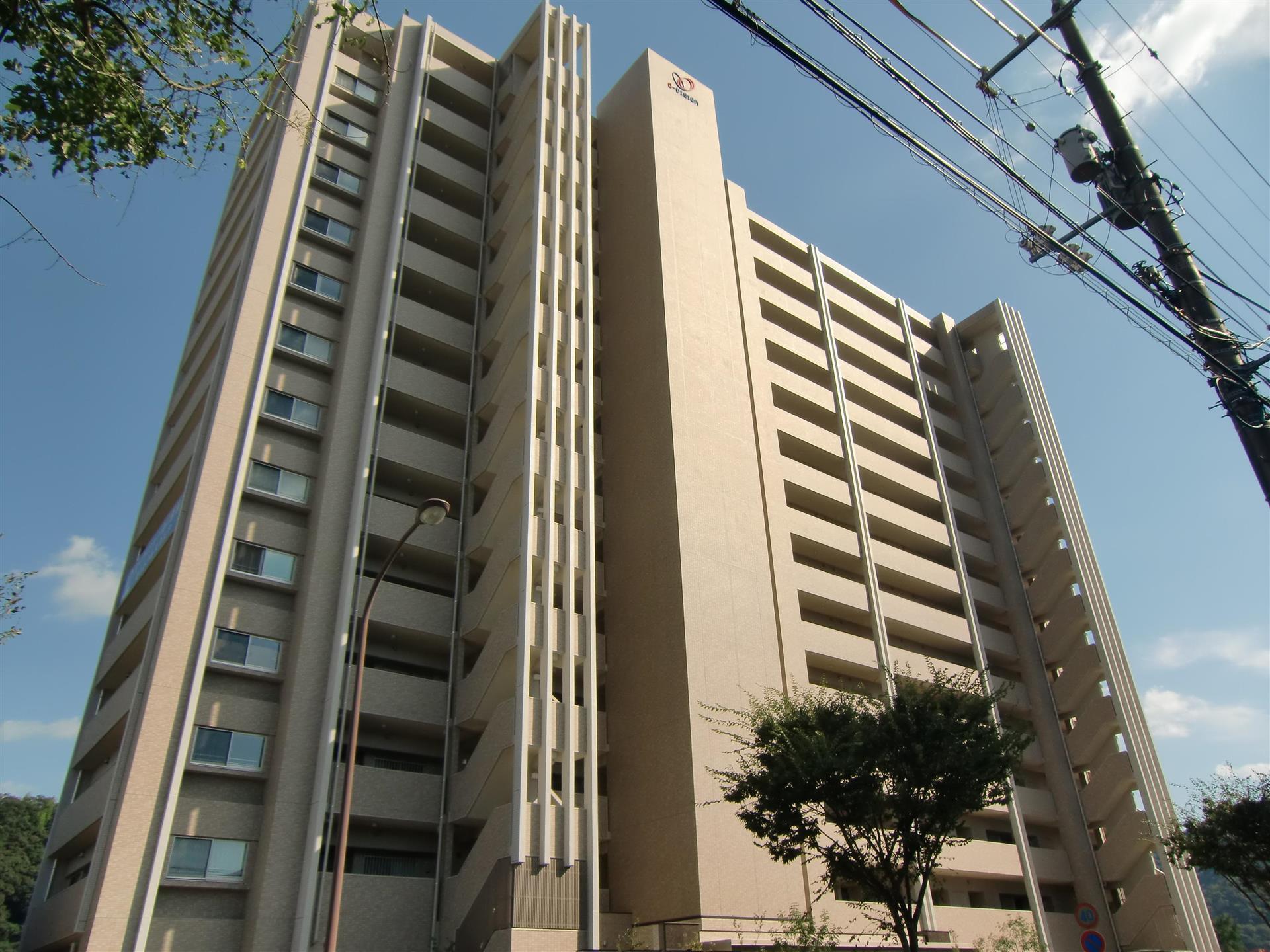 オーヴィジョン山口駅前セントラルスクエアの建物外観