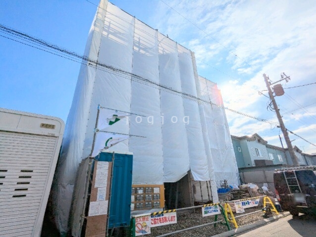 恵庭市黄金中央のマンションの建物外観