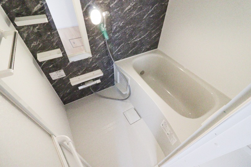 バス・シャワールーム　図面と現状に相違がある場合には現状を優先