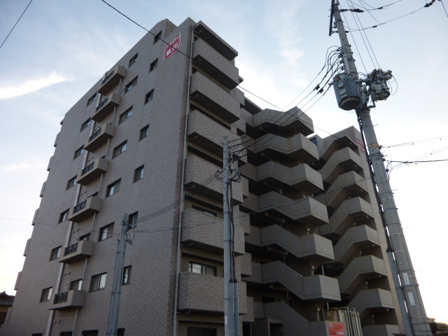 キャッスルコート飯田の建物外観