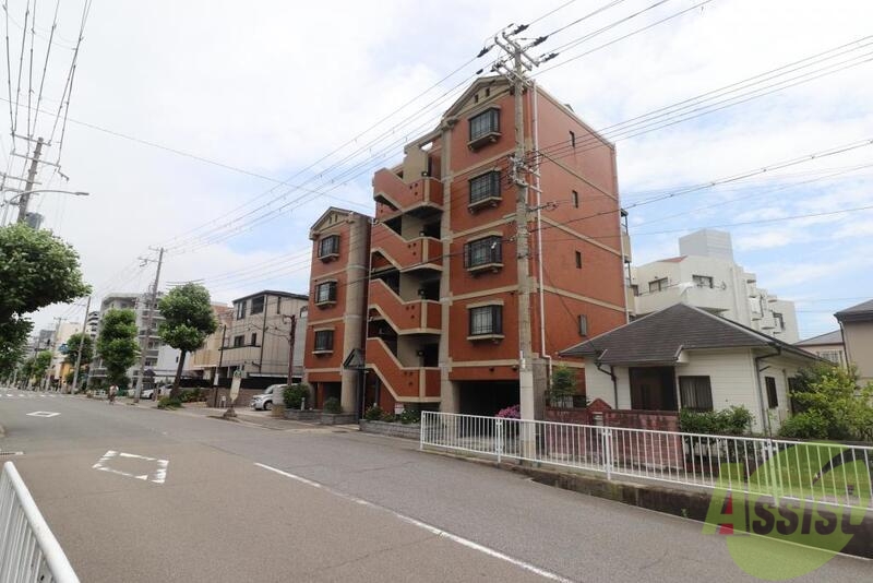 神戸市須磨区松風町のマンションの建物外観