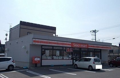 【旭川市旭町一条のアパートのコンビニ】