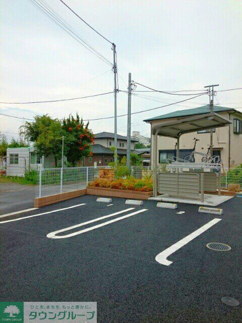 【比企郡小川町大字小川のアパートの駐車場】