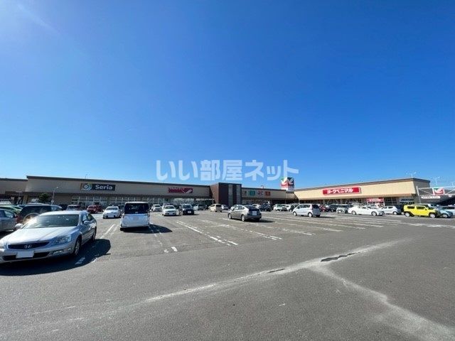 スーパー　ヨークベニマル　山田鈎取店（スーパー）まで602m