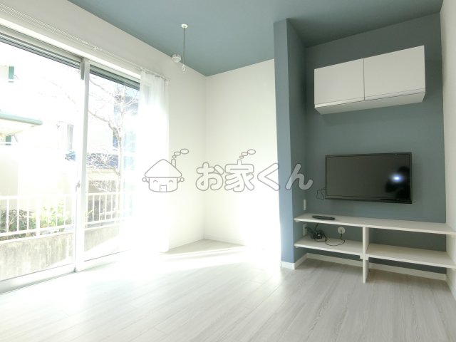 居室・リビング　(同社施工物件)