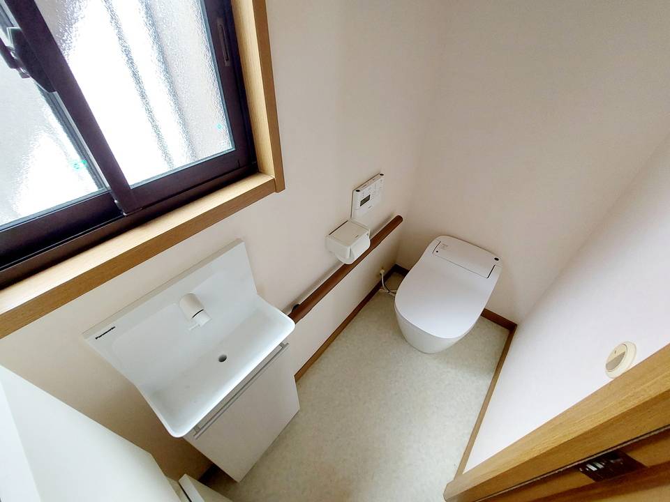 トイレ　トイレ