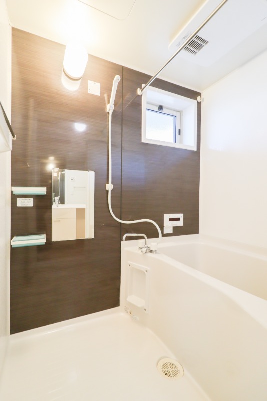 バス・シャワールーム　図面と現状に相違がある場合には現状を優先