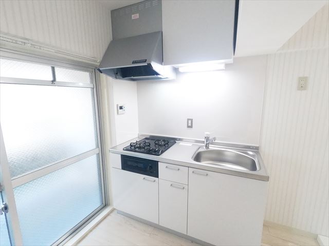 キッチン　人気のシステムキッチン。