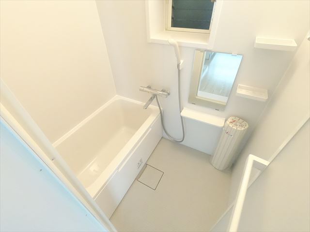 バス・シャワールーム　浴室も入れ替え積みなので綺麗ですよ。