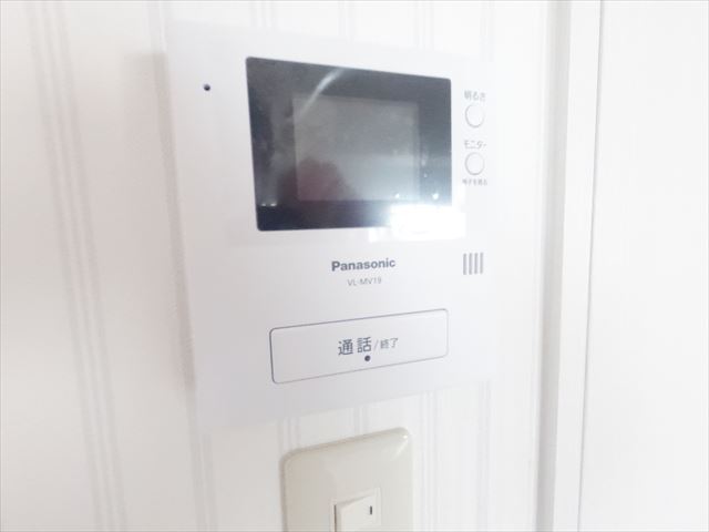 セキュリティ　モニターホンは安心ですね。