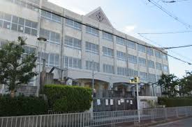 小学校　堺市立上野芝小学校（小学校）まで673m