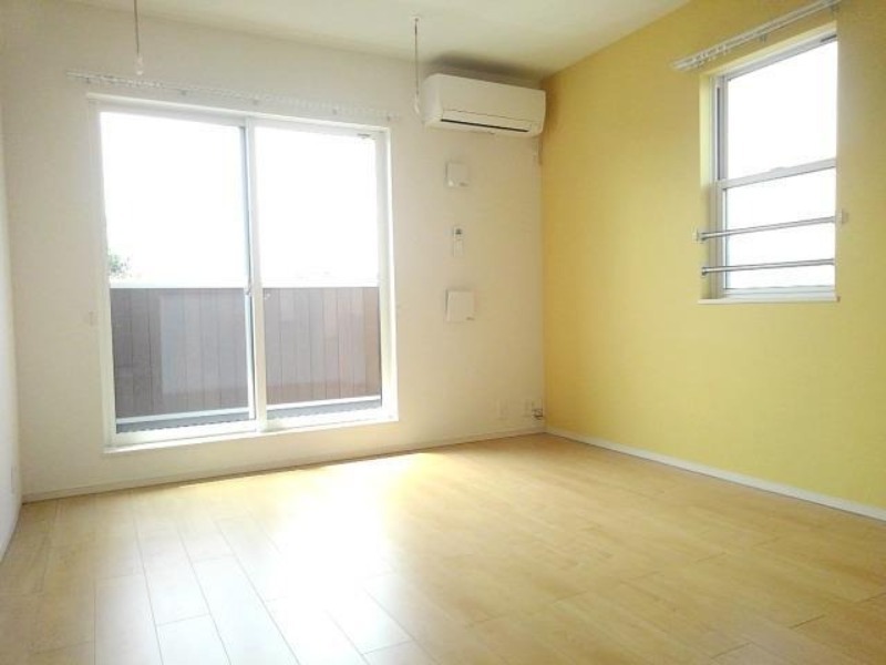 居室・リビング　図面と現状に相違がある場合には現状を優先