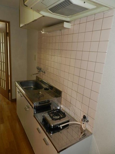 キッチン　同マンション別室の写真です