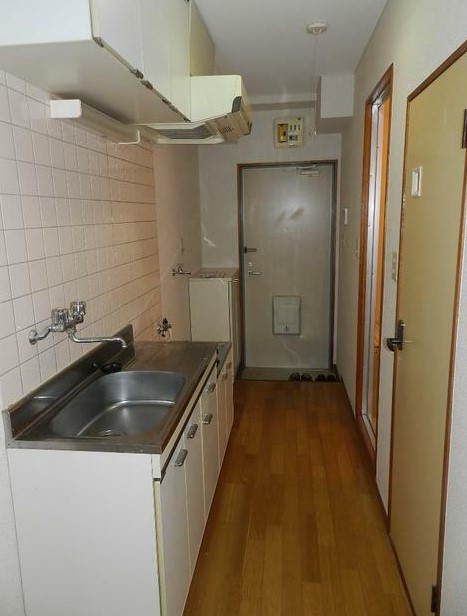 その他部屋・スペース　同マンション別室の写真です