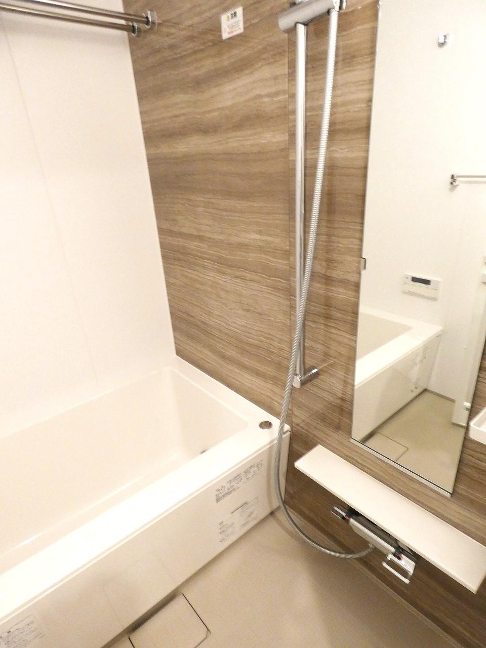 バス・シャワールーム　バス※別部屋参考写真