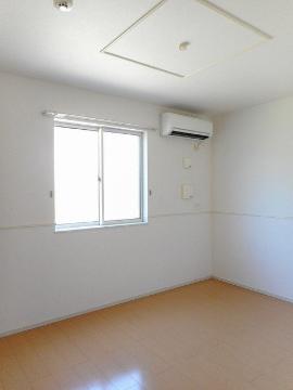 その他設備　寝室にもエアコン完備