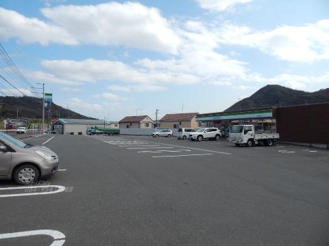 その他　ファミリーマート福山千田店（その他）まで331m