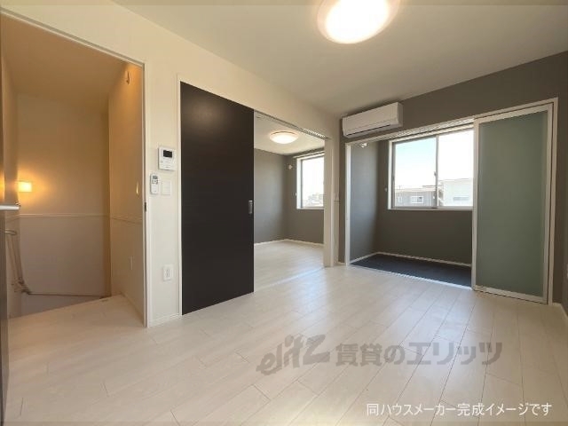 居室・リビング　リビング