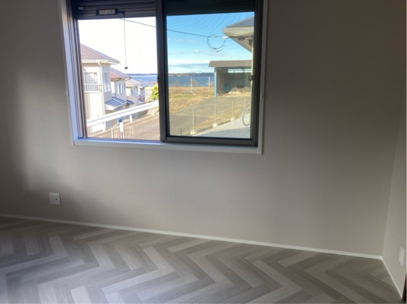 居室・リビング　こちらのリビングで趣味の時間をお楽しみください