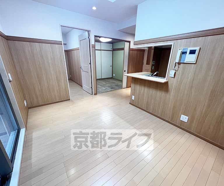 居室・リビング　広々リビング