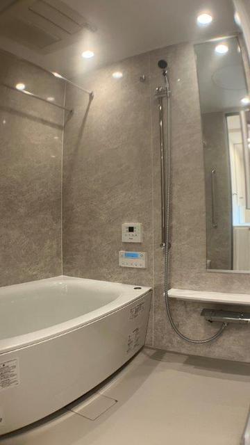 バス・シャワールーム　浴室暖房乾燥機・追焚機能・ミストサウナ付