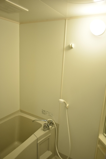 バス・シャワールーム　バスルーム