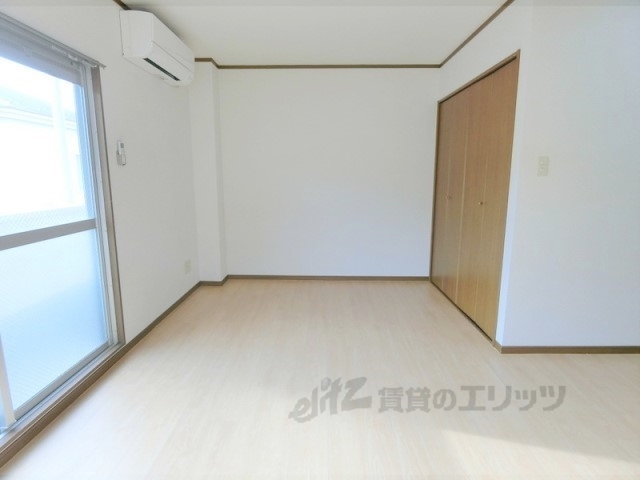 居室・リビング　洋室