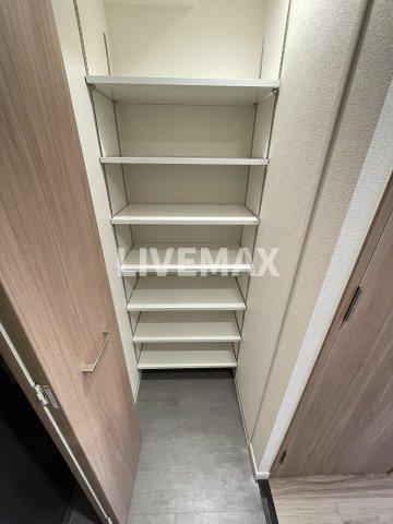 収納　※反転タイプ