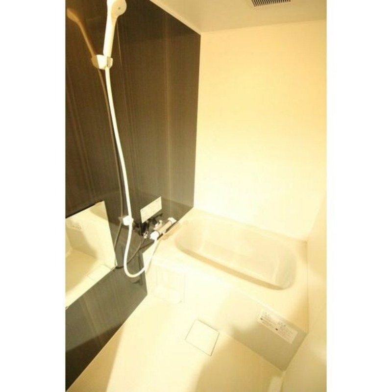 バス・シャワールーム　ゆったりバスルーム♪