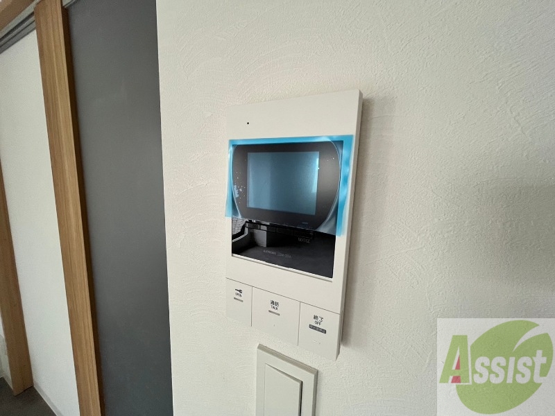 セキュリティ　ＴＶモニター付インターホンです。来客者の顔が見えるので安心！