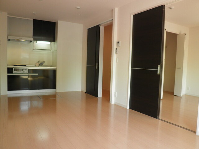 居室・リビング　東南向きの明るいリビング♪