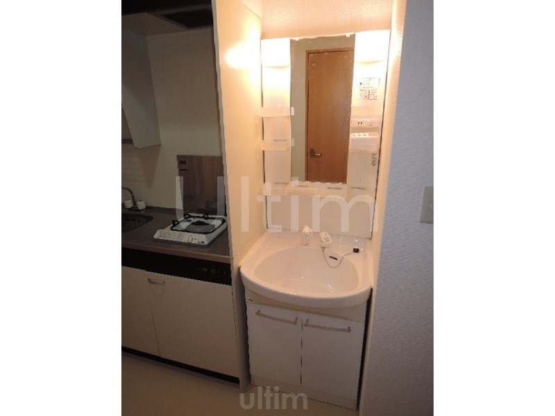 洗面設備　シャンプードレッサー