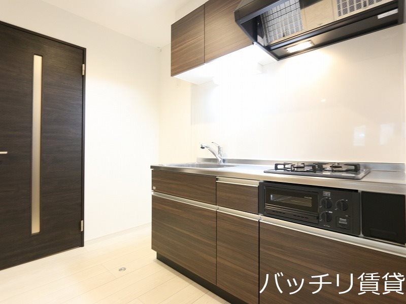 キッチン　同シリーズの類似になります。現況を優先致します。