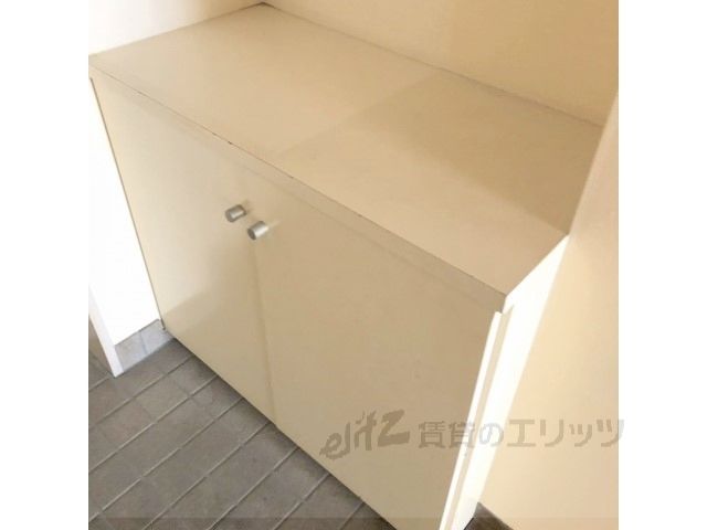 その他設備　下駄箱