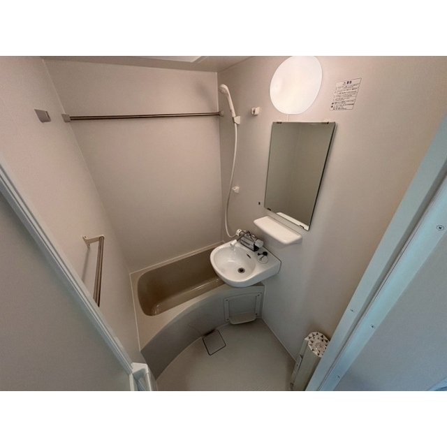 バス・シャワールーム　バスルーム