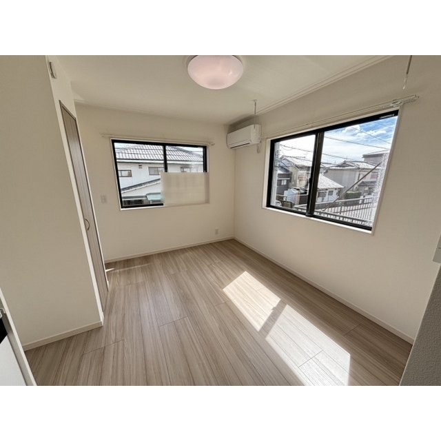 建物外観　洋室