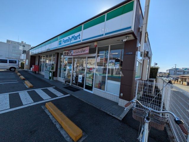 コンビニ　ファミリーマート宝一丁目店（コンビニ）まで2755m