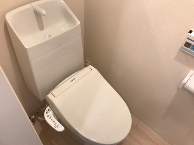 トイレ　シャワー付トイレ（イメージ）