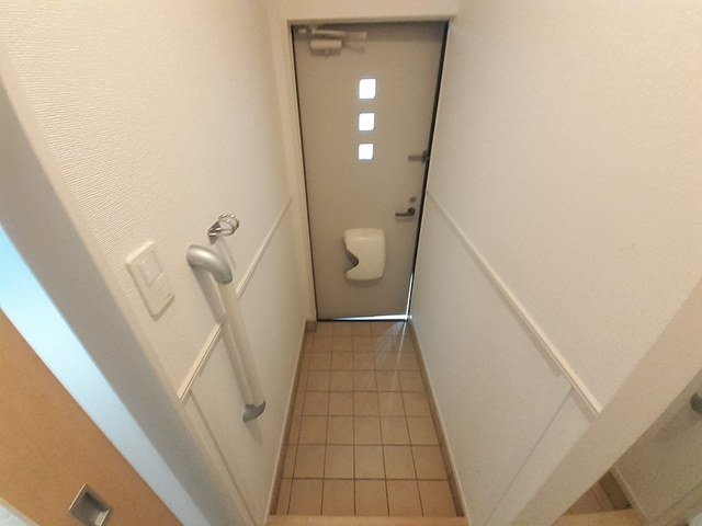 玄関　収納もある玄関です