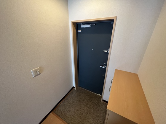 玄関　※別部屋の写真です