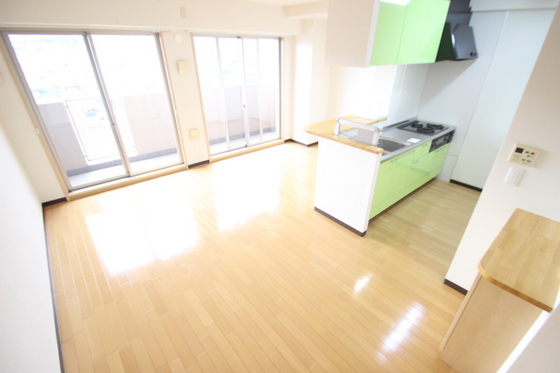 居室・リビング　※別部屋の写真です