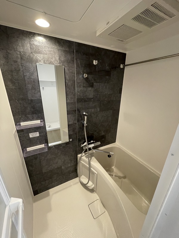 バス・シャワールーム　※こちらの写真は他部屋参考写真です