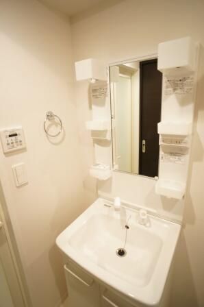 洗面設備　（別タイプ参考写真）ライジングプレイス巣鴨　豊島区巣鴨1