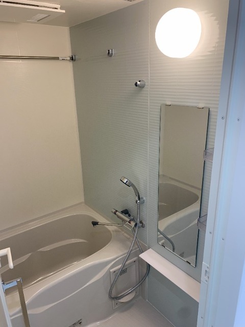 バス・シャワールーム　バスルーム